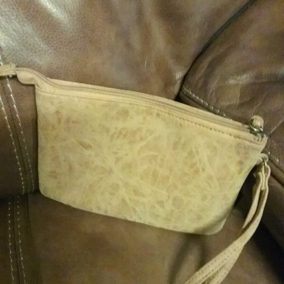 Maurice's Leather Patchwork wristlet - Picture 2 of 5